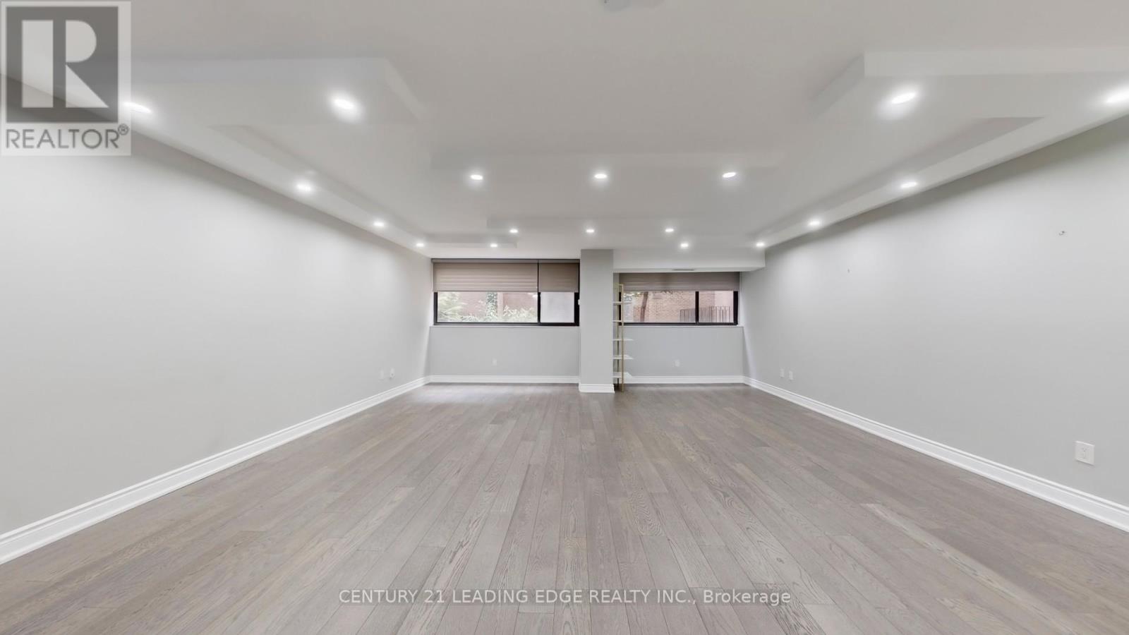 201 - 15 Mcmurrich Street, Toronto, Ontario  M5R 3M6 - Photo 5 - C12591128