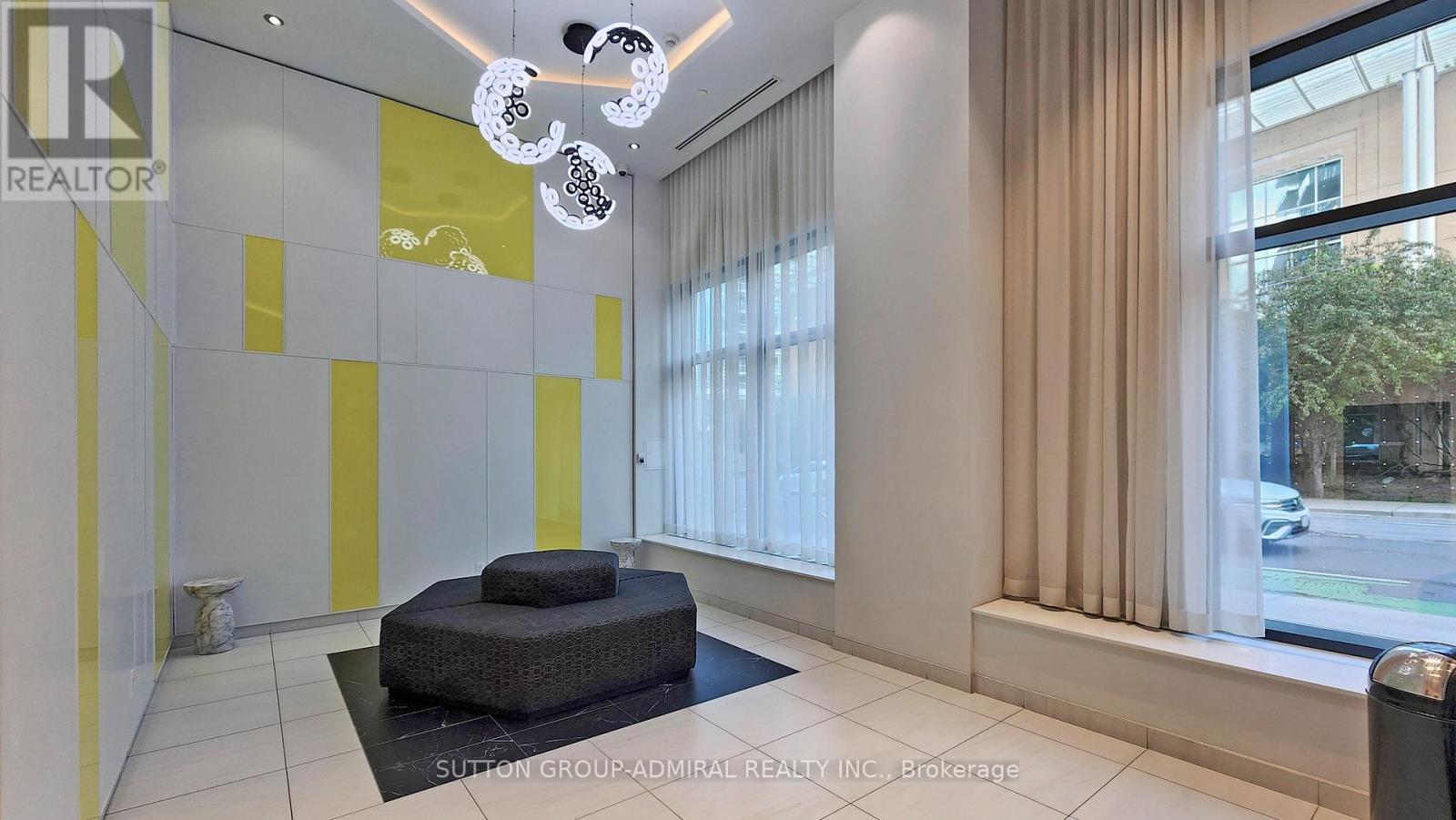 1601 - 159 Wellesley Street E, Toronto, Ontario  M4Y 0H5 - Photo 3 - C12591136