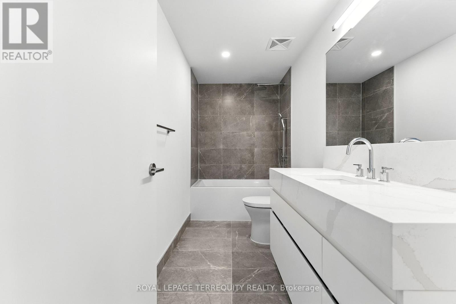 207 - 200 Keewatin Avenue, Toronto, Ontario  M4P 1Z8 - Photo 12 - C12591156