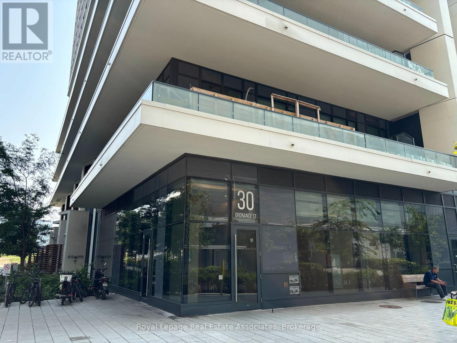 1103 - 30 ORDNANCE STREET, Toronto, Ontario