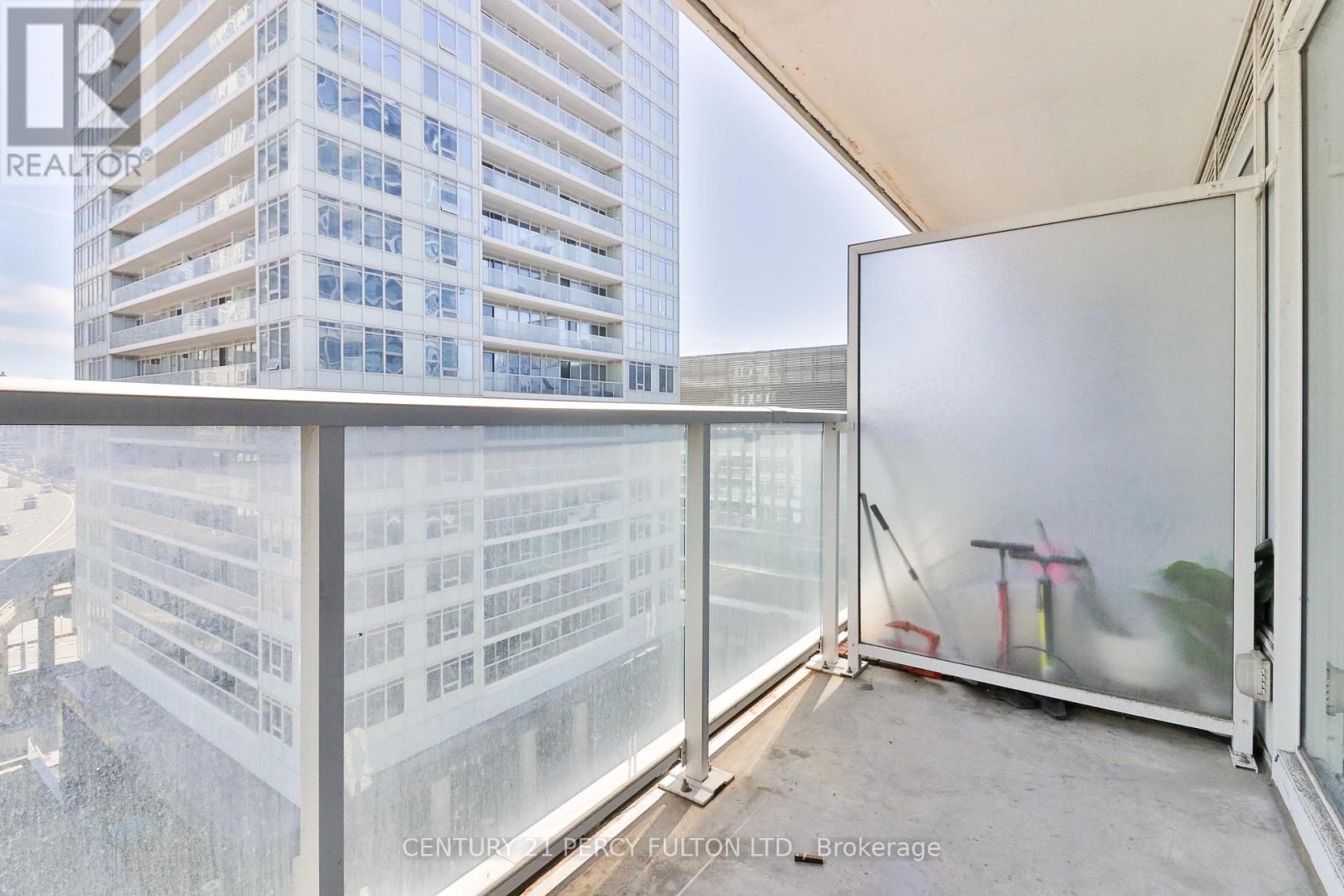 1107 - 19 Bathurst Street, Toronto, Ontario  M5V 0N2 - Photo 9 - C12591184