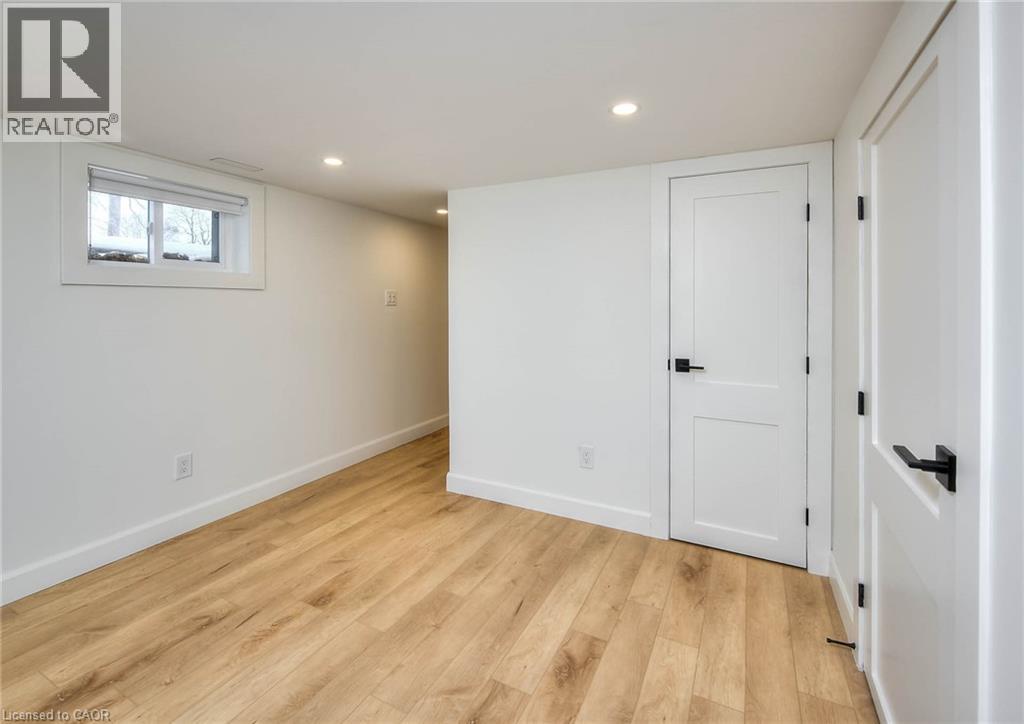 2 Esson Street, Kitchener, Ontario  N2M 2T9 - Photo 35 - 40791582