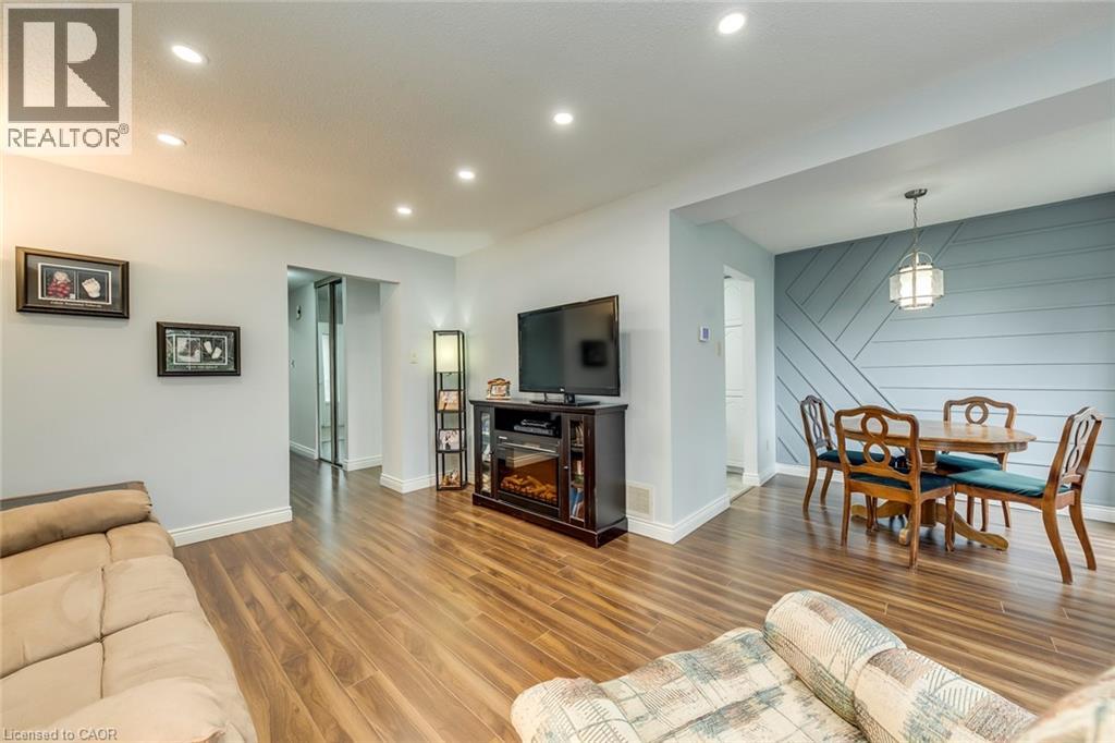 1548 Newlands Crescent Unit# 14, Burlington, Ontario  L7M 1V6 - Photo 5 - 40791344