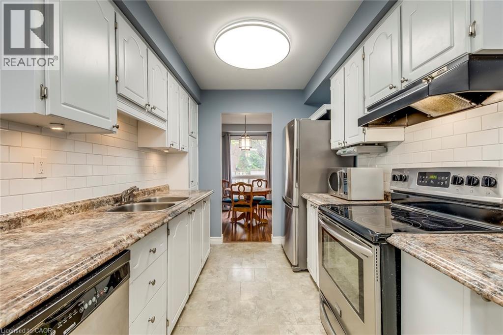 1548 Newlands Crescent Unit# 14, Burlington, Ontario  L7M 1V6 - Photo 8 - 40791344