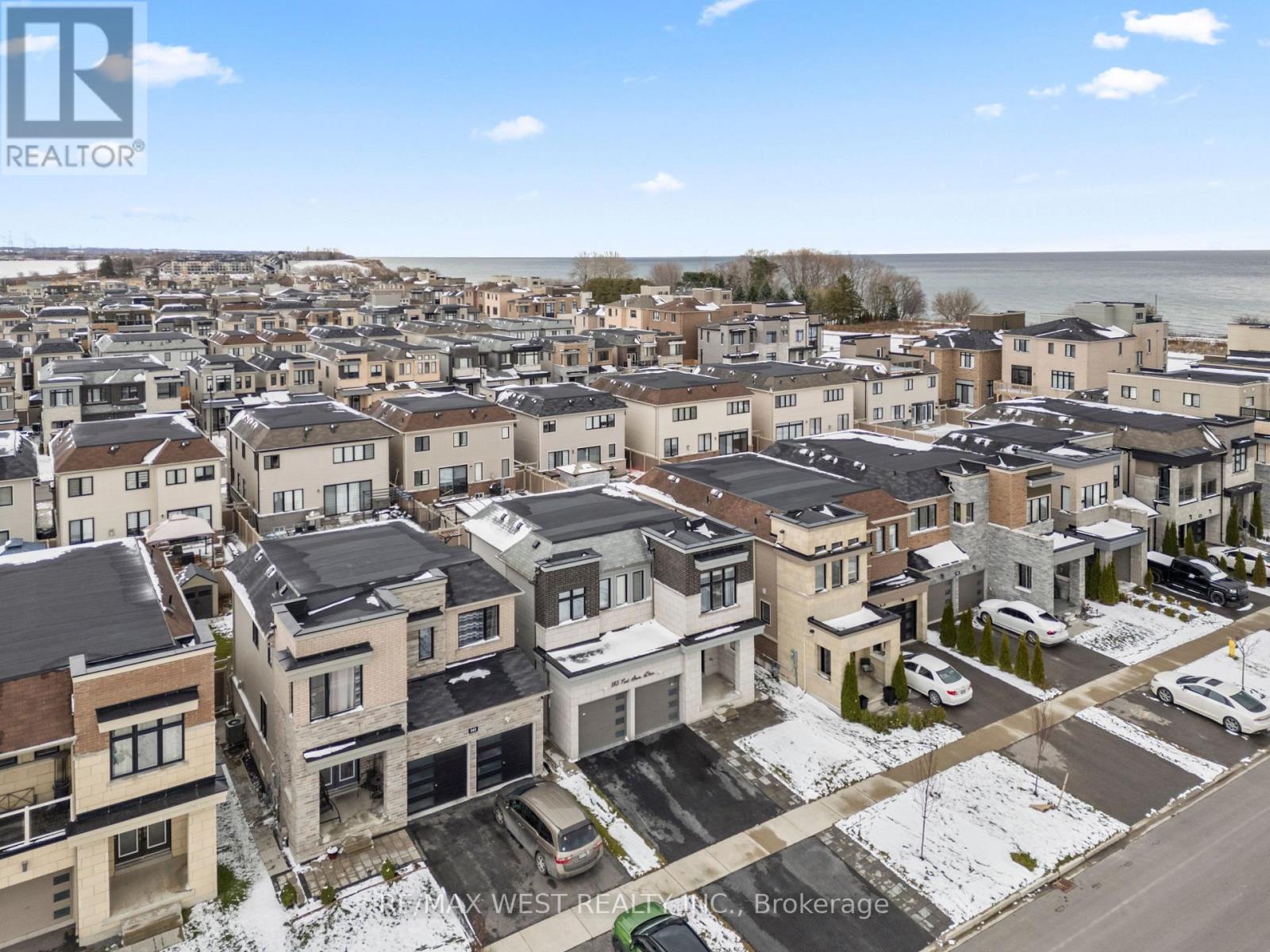 145 East Shore Drive, Clarington, Ontario  L1C 1Z8 - Photo 2 - E12591232