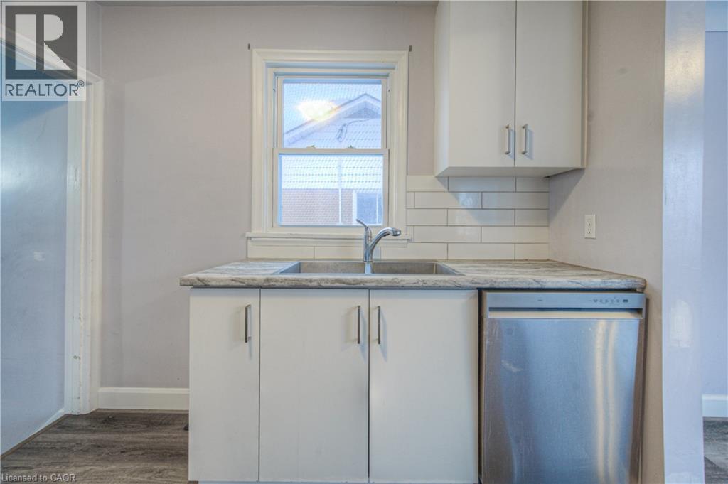 184 Patricia Avenue, Kitchener, Ontario  N2M 1J6 - Photo 12 - 40790836