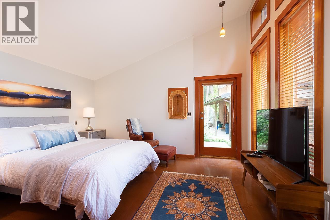 896 Taylor Road, Bowen Island, British Columbia  V0N 1G1 - Photo 27 - R2991337