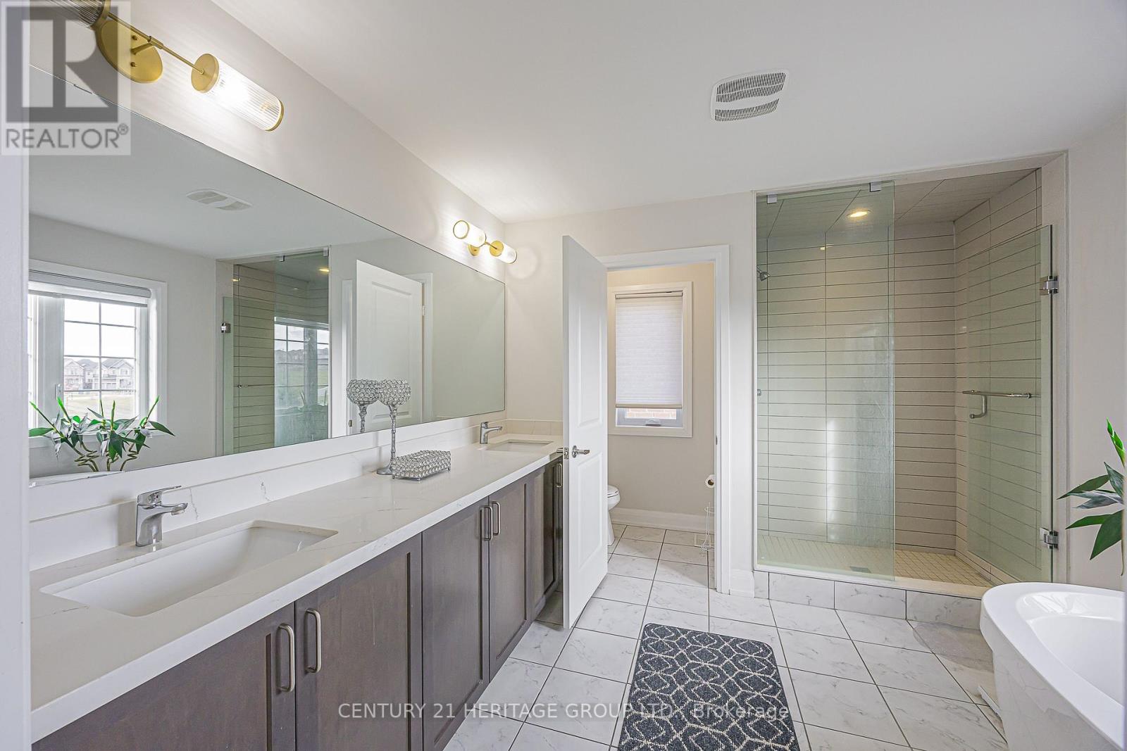 108 Frank Kelly Drive, East Gwillimbury, Ontario  L9N 0V3 - Photo 13 - N12591094