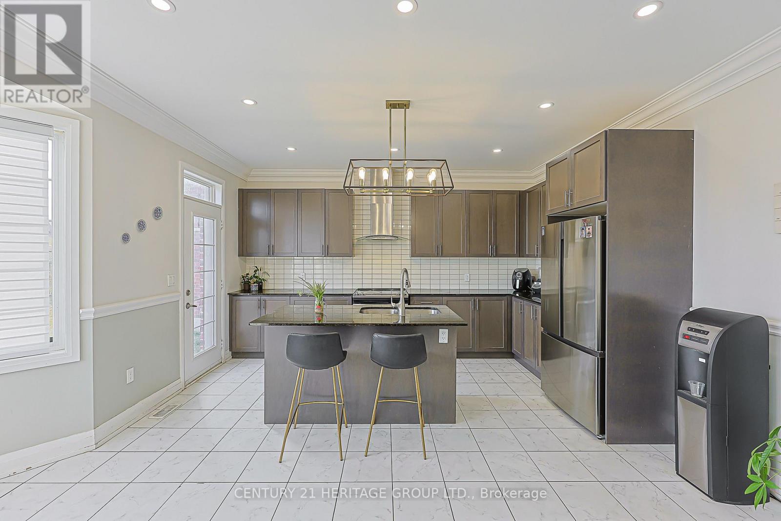 108 Frank Kelly Drive, East Gwillimbury, Ontario  L9N 0V3 - Photo 8 - N12591094