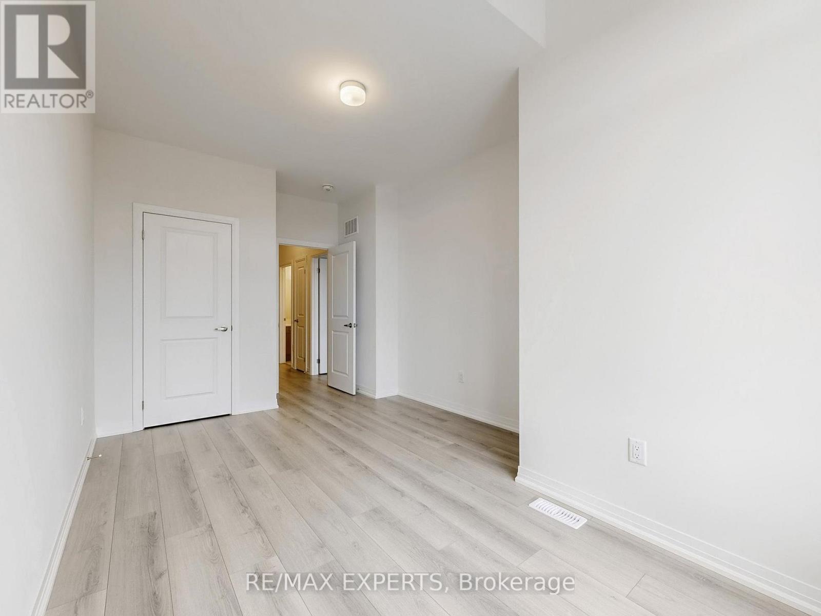 59 Tipp Drive, Richmond Hill, Ontario  L4E 1A2 - Photo 16 - N12591186