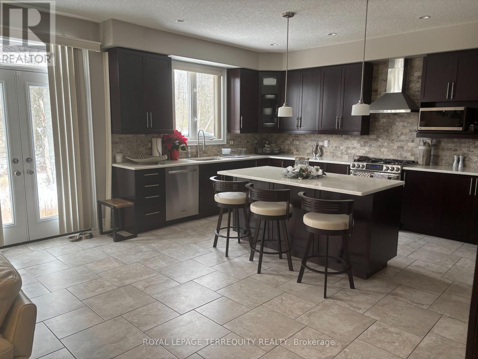 35 Marta Crescent, Barrie (Ardagh), Ontario  L4N 3N6 - Photo 30 - S12591118