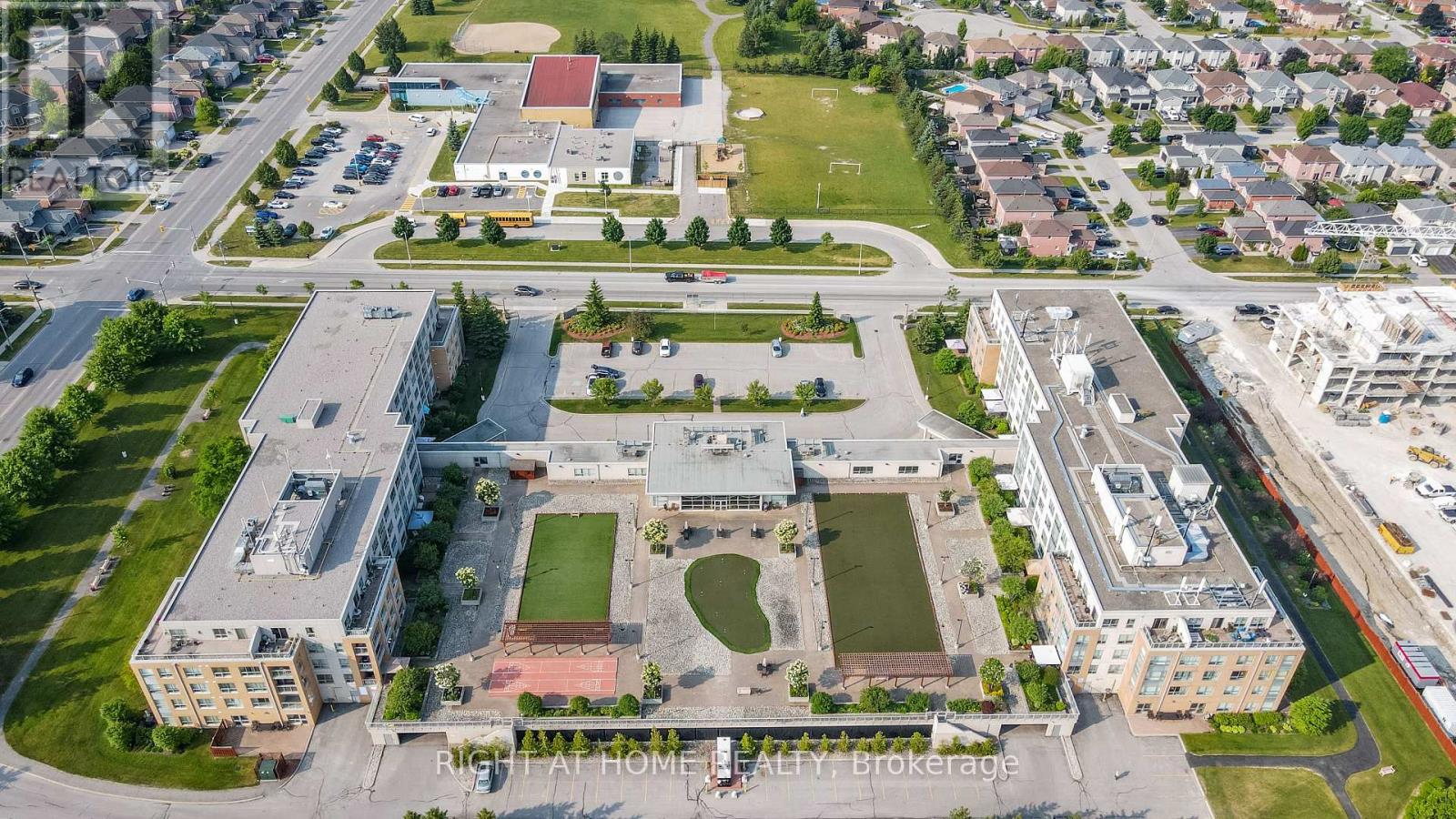 402 - 94 Dean Avenue, Barrie, Ontario  L4N 0M3 - Photo 5 - S12591182