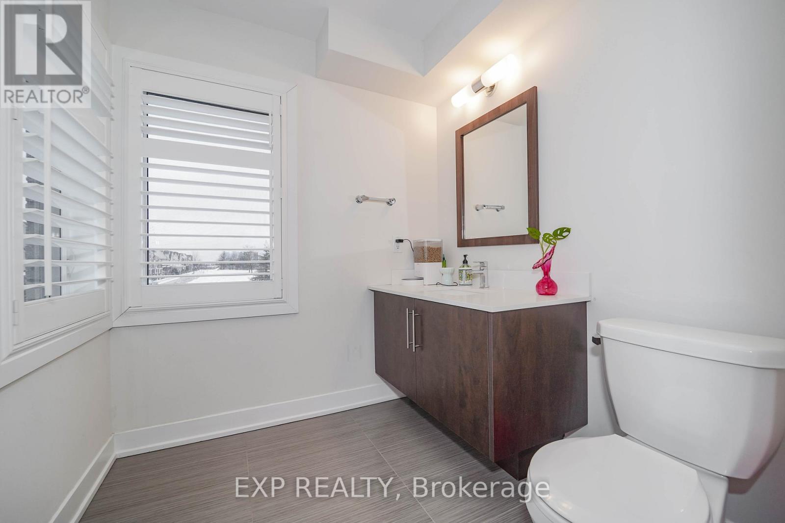 76 - 1 Shawfield Way, Whitby, Ontario  L1R 0N8 - Photo 13 - E12590048