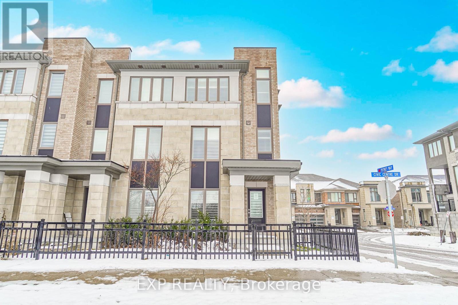 76 - 1 Shawfield Way, Whitby, Ontario  L1R 0N8 - Photo 2 - E12590048