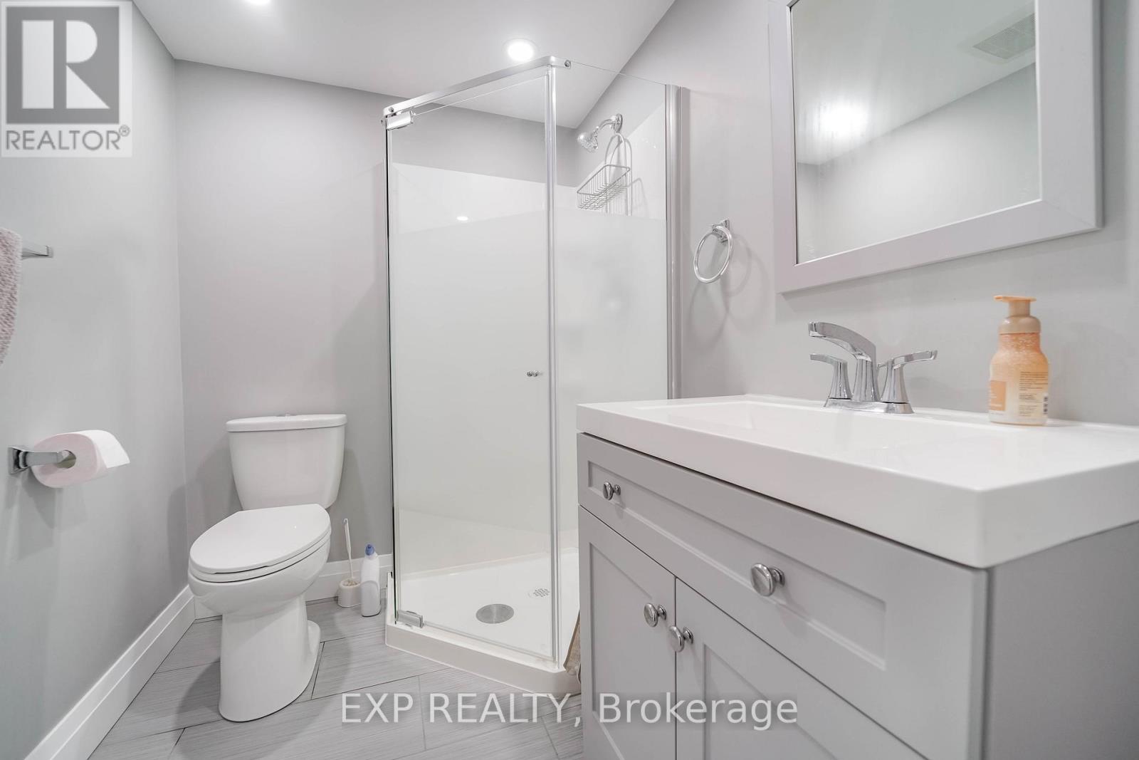 76 - 1 Shawfield Way, Whitby, Ontario  L1R 0N8 - Photo 35 - E12590048