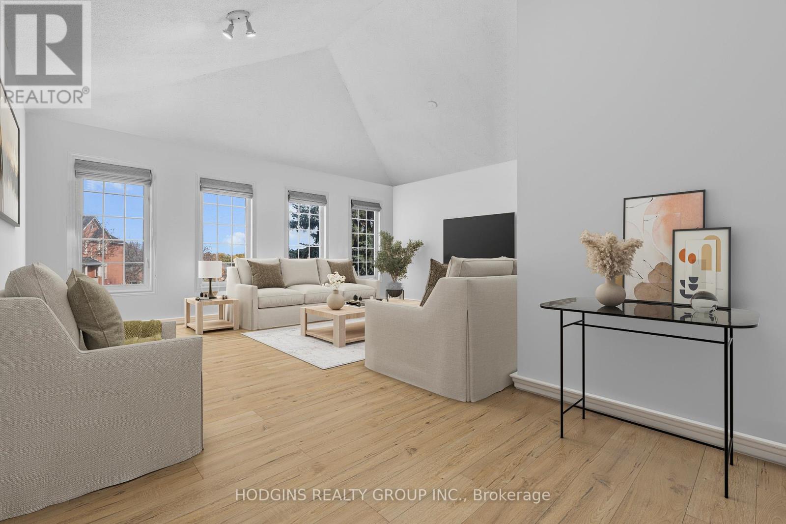 2286 Yorktown Circle, Mississauga, Ontario  L5M 5Y1 - Photo 21 - W12563528