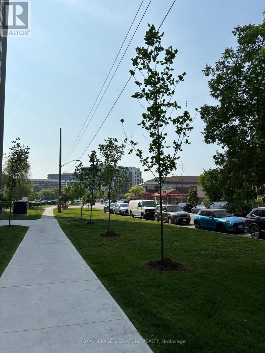 618 - 293 The Kingsway, Toronto, Ontario  M9A 0E8 - Photo 17 - W12583724