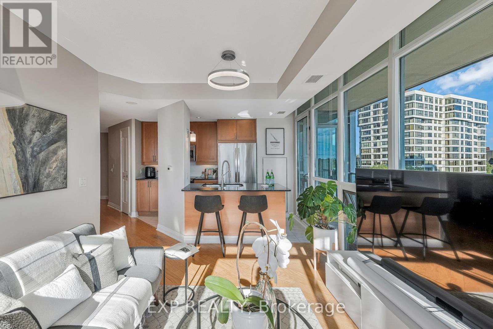 611 - 1055 Southdown Road, Mississauga, Ontario  L5J 0A3 - Photo 10 - W12591026