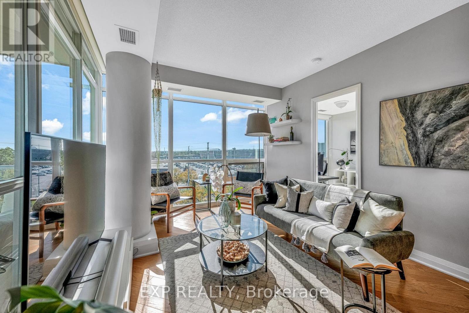 611 - 1055 Southdown Road, Mississauga, Ontario  L5J 0A3 - Photo 6 - W12591026