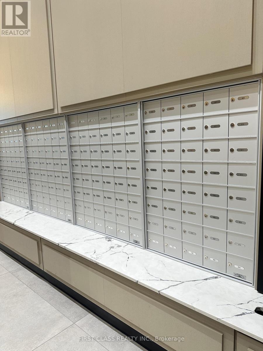 321 - 3220 William Coltson Avenue, Oakville, Ontario  L6H 7C2 - Photo 13 - W12591064