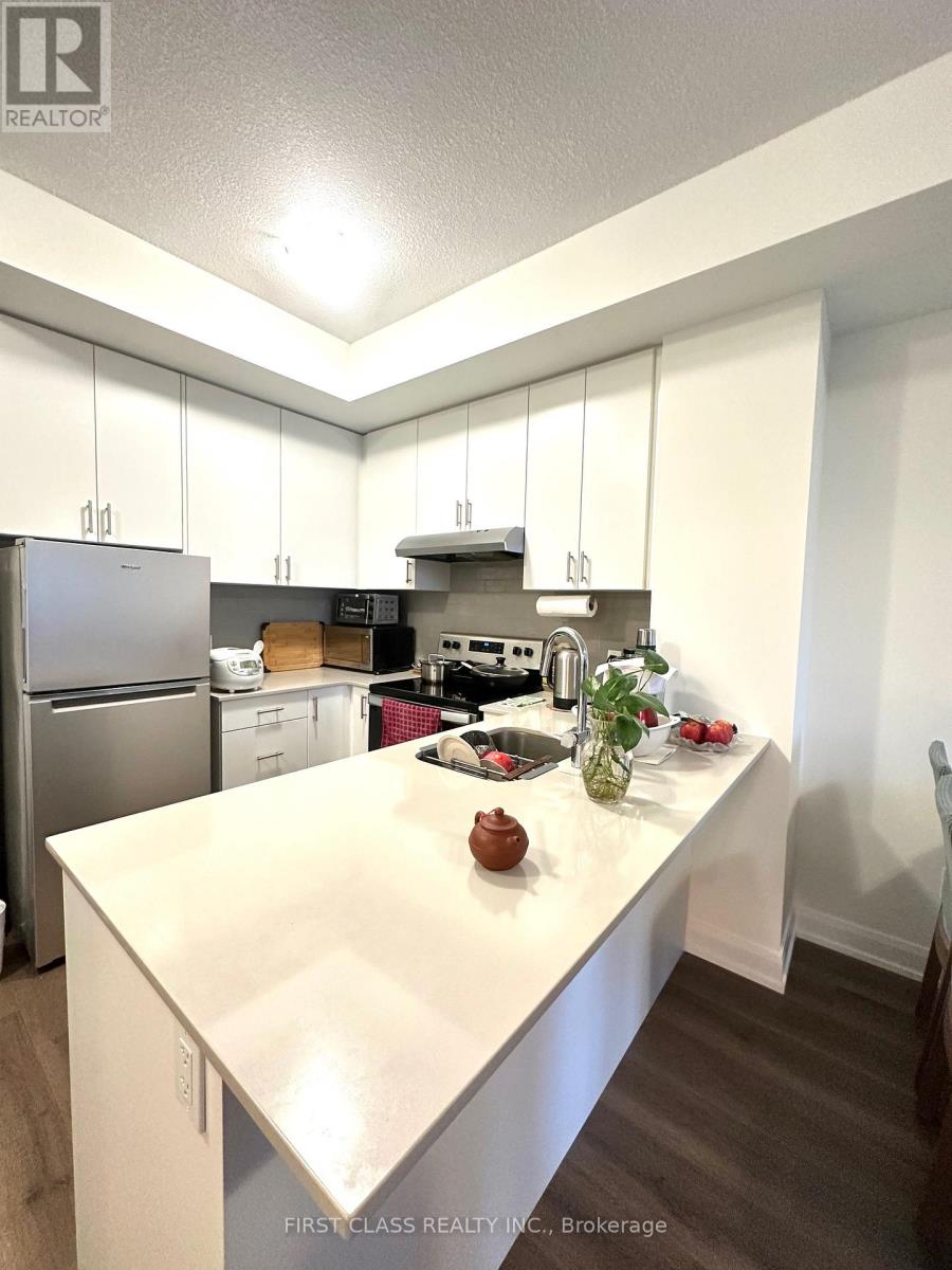 321 - 3220 William Coltson Avenue, Oakville, Ontario  L6H 7C2 - Photo 4 - W12591064