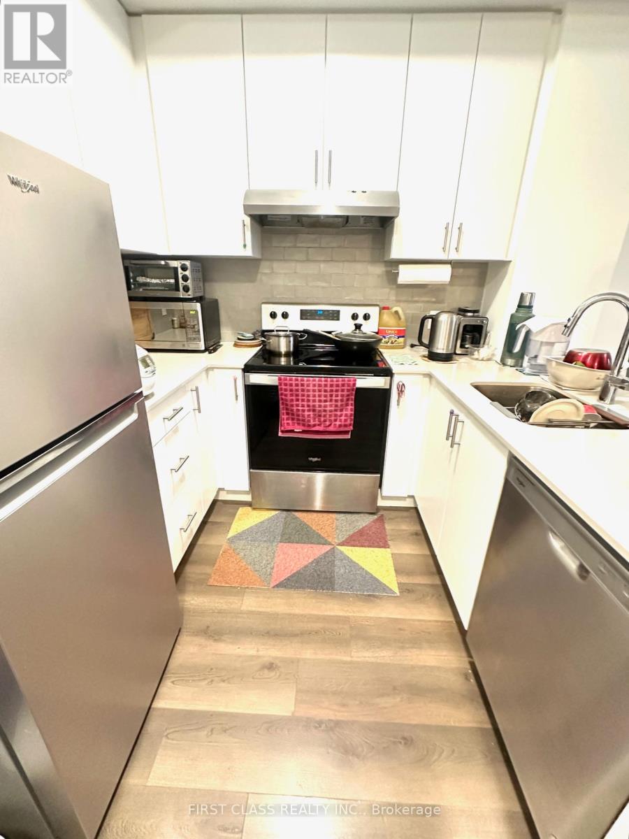 321 - 3220 William Coltson Avenue, Oakville, Ontario  L6H 7C2 - Photo 5 - W12591064