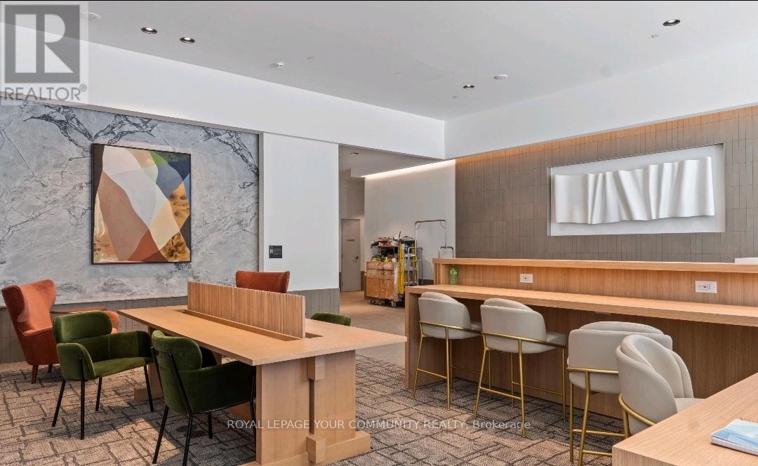 2310 - 395 Square One Drive, Mississauga, Ontario  L5B 0P6 - Photo 16 - W12591124