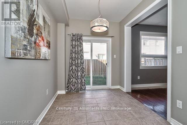 2449 Montagne Avenue, Oakville, Ontario  L6M 0J5 - Photo 6 - W12591140