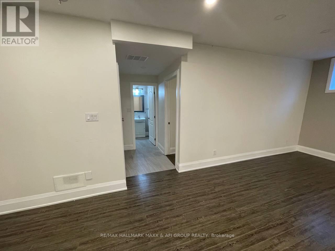 Bsmt - 3869 Mayla Drive E, Mississauga, Ontario  L5M 7Y8 - Photo 8 - W12591146