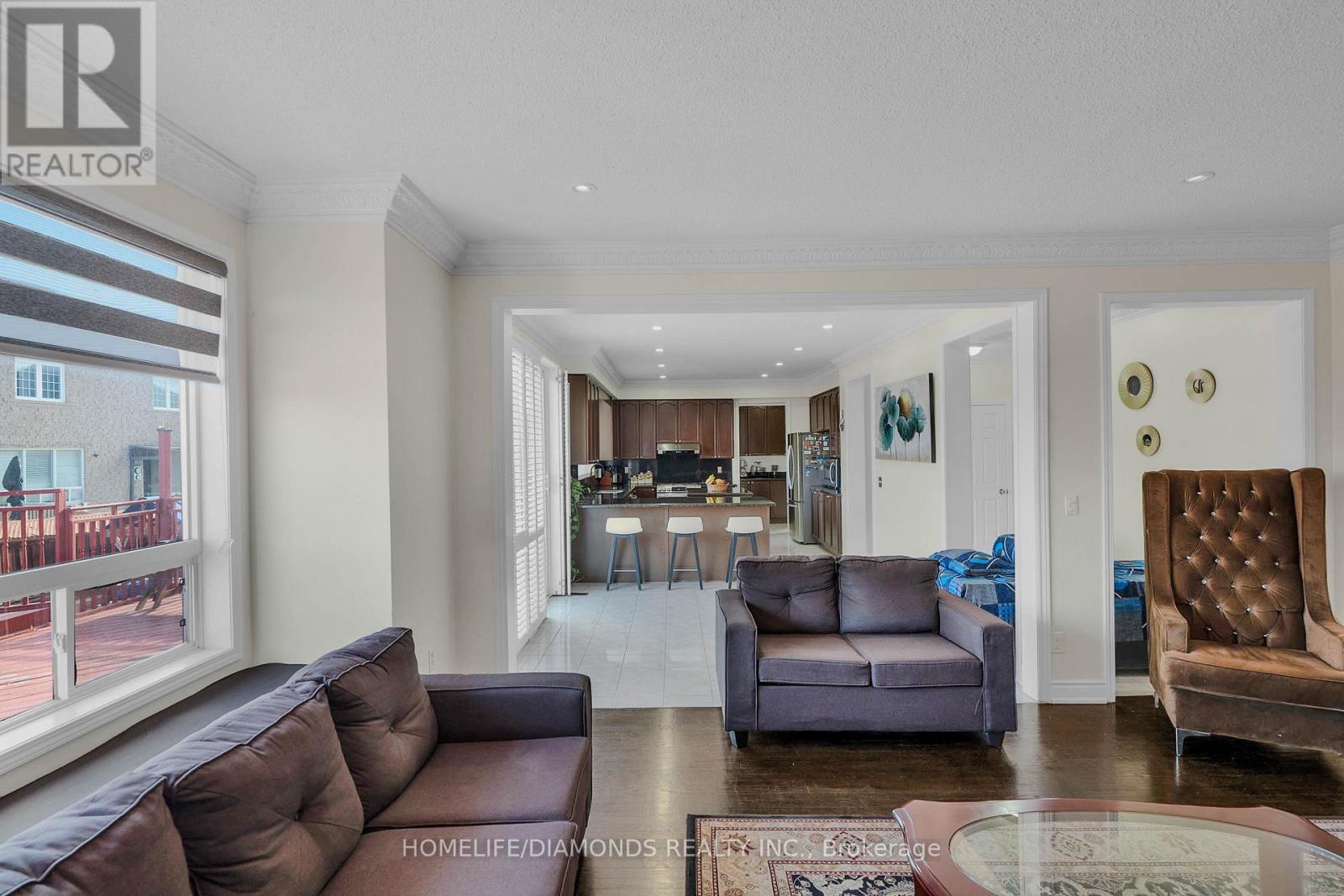 70 Maldives Crescent, Brampton, Ontario  L6P 1L1 - Photo 20 - W12591190