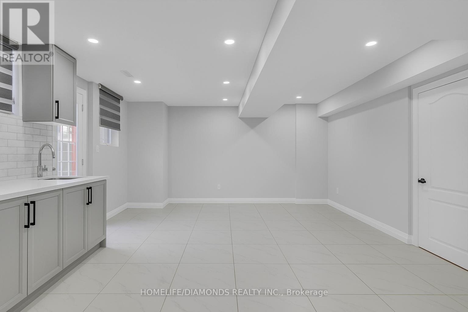 70 Maldives Crescent, Brampton, Ontario  L6P 1L1 - Photo 36 - W12591190