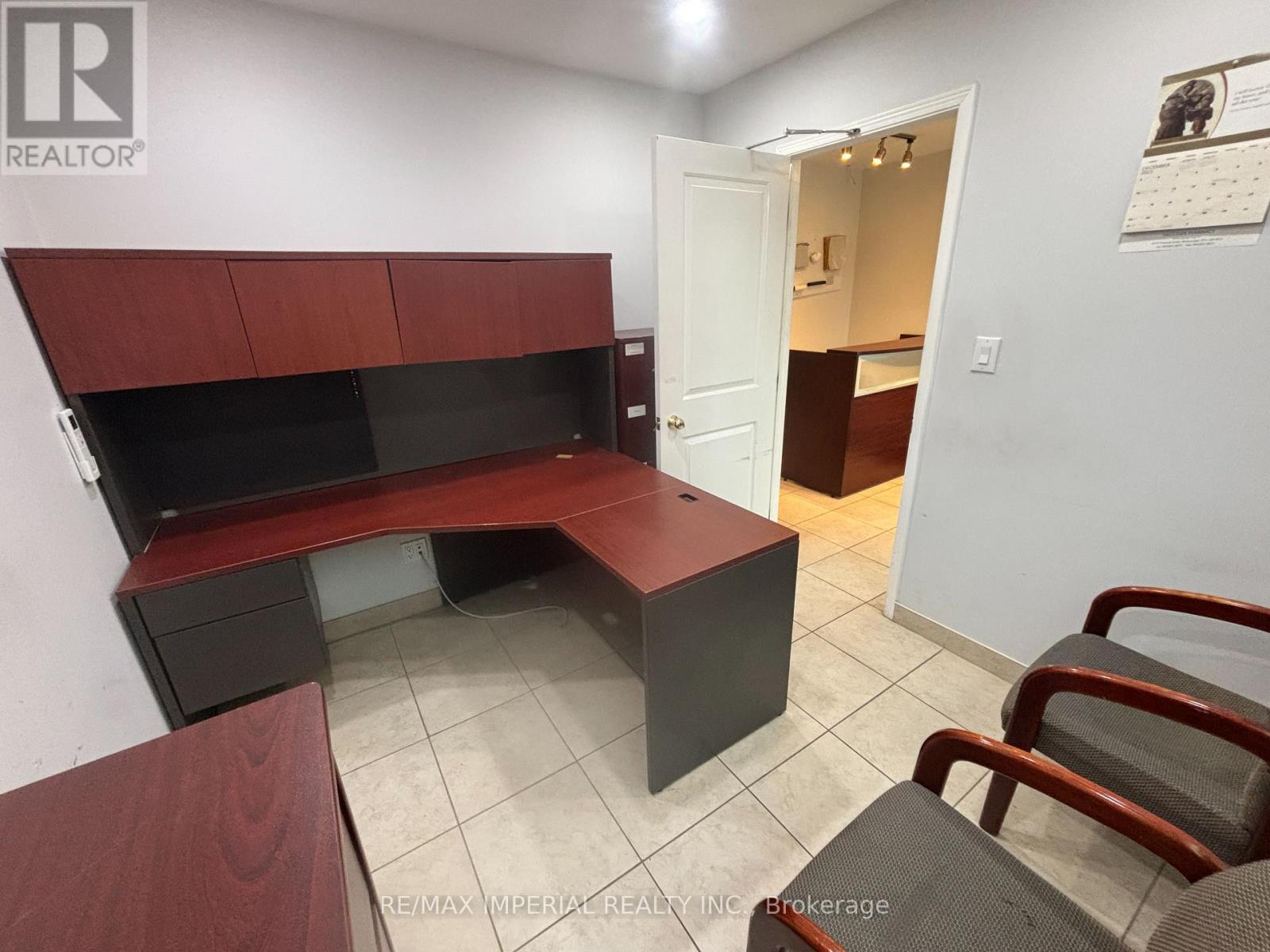 19 - 1662 Bonhill Road, Mississauga, Ontario  L5T 1E1 - Photo 4 - W12591226
