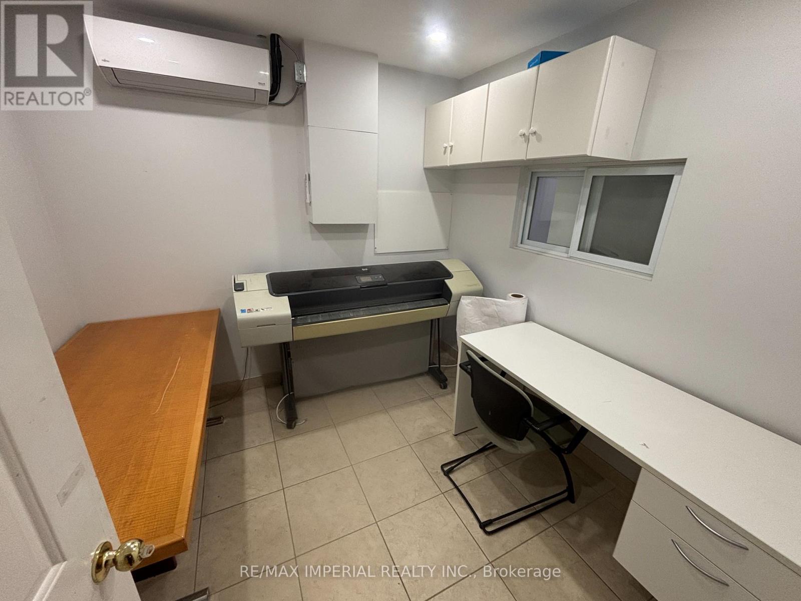 19 - 1662 Bonhill Road, Mississauga, Ontario  L5T 1E1 - Photo 6 - W12591226