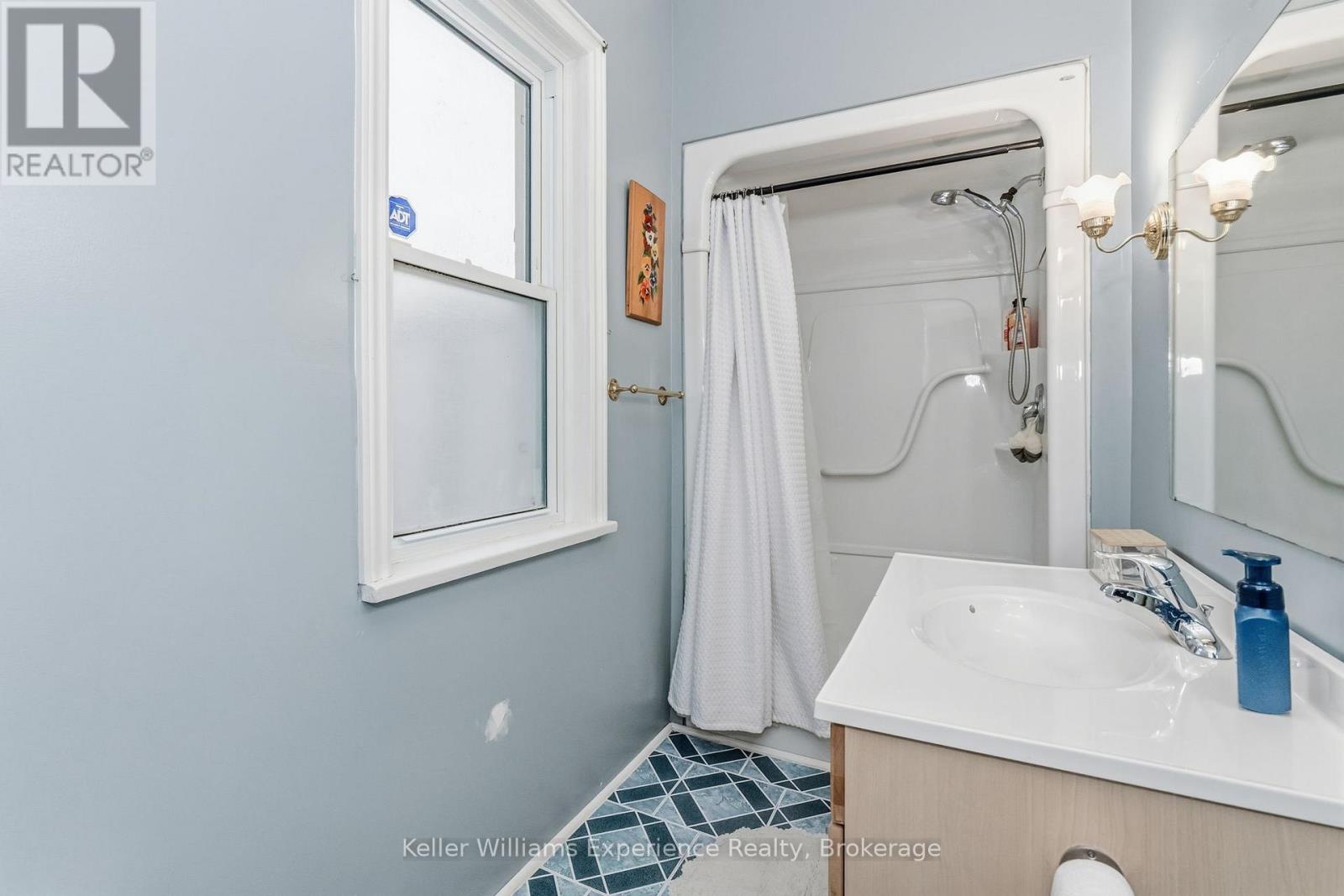 565 Yonge Street, Midland, Ontario  L4R 2C8 - Photo 11 - S12591296