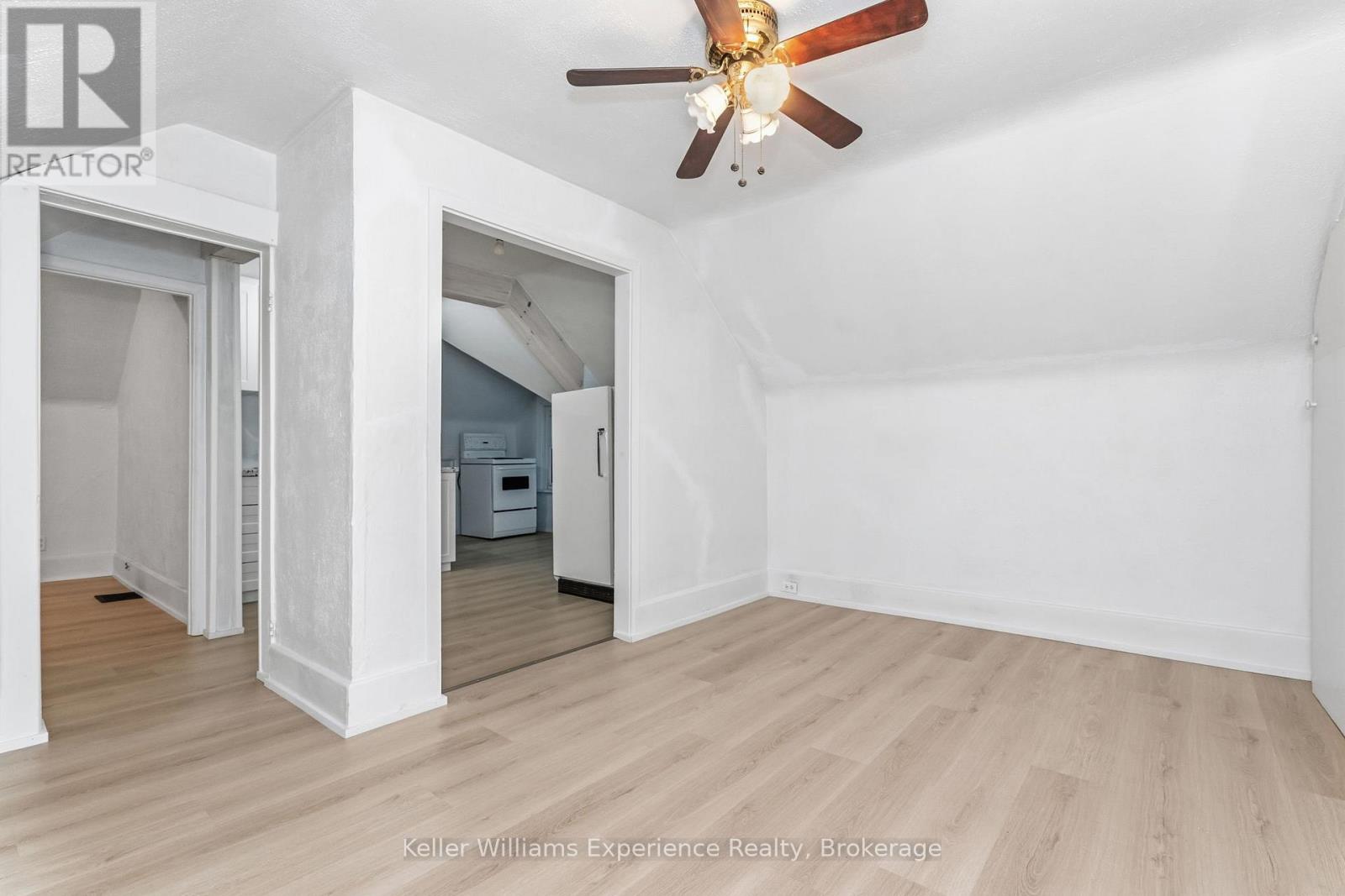 565 Yonge Street, Midland, Ontario  L4R 2C8 - Photo 18 - S12591296