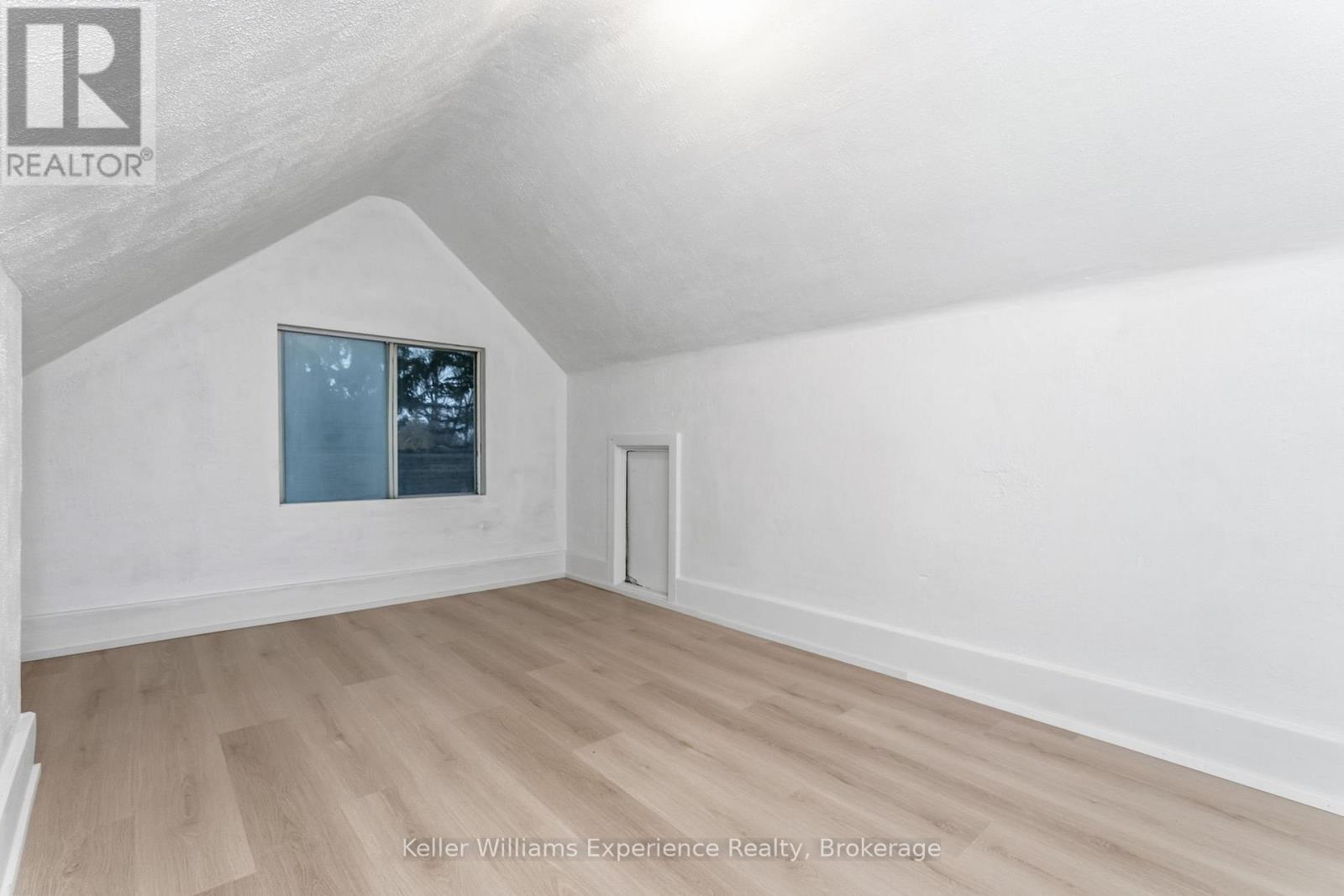 565 Yonge Street, Midland, Ontario  L4R 2C8 - Photo 19 - S12591296