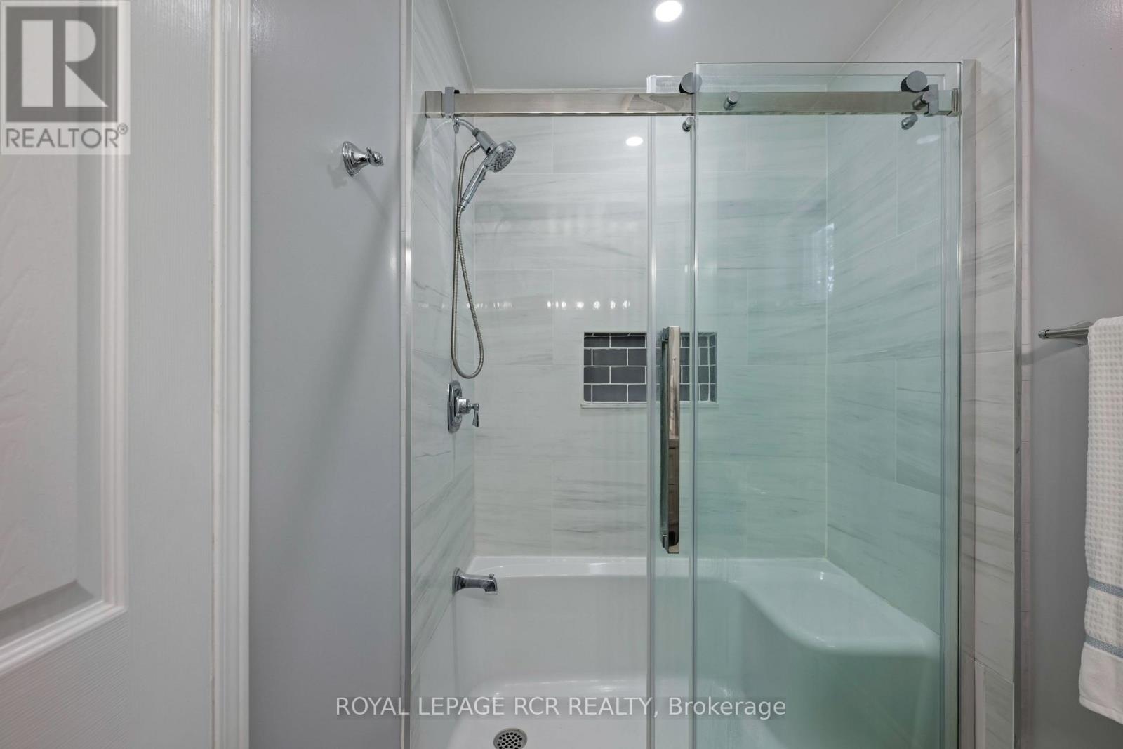 224 Lisa Marie Drive, Orangeville, Ontario  L9W 4P6 - Photo 25 - W12591238