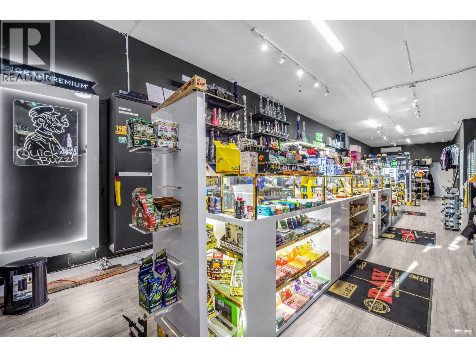 3243 W Broadway, Vancouver, British Columbia  V6K 2H5 - Photo 11 - C8074202