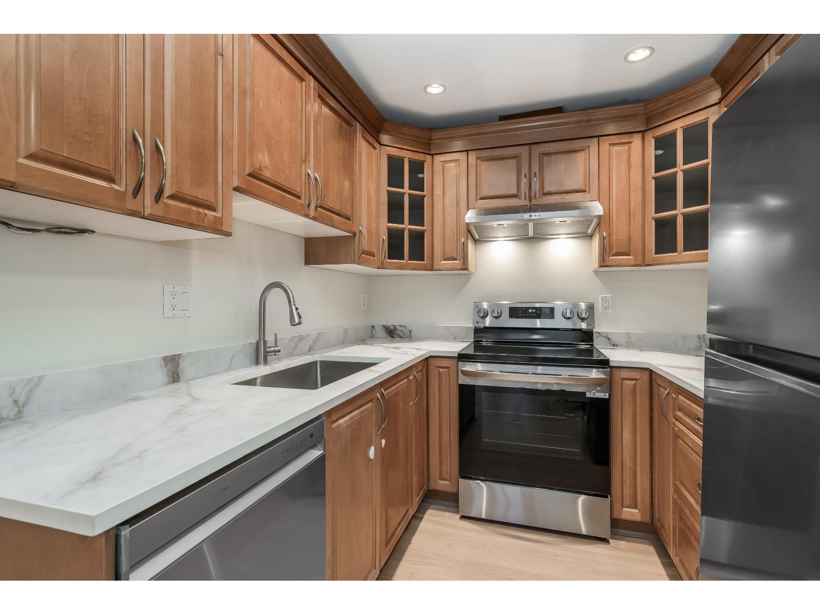 202 2828 152 Street, Surrey, British Columbia  V4P 1G6 - Photo 6 - R3071053