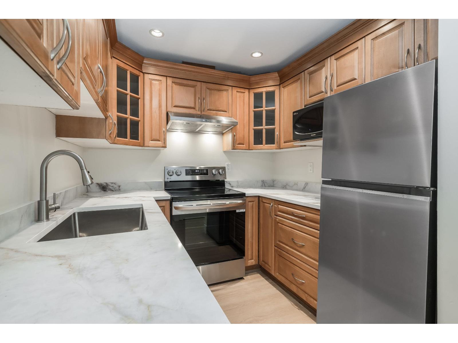 202 2828 152 Street, Surrey, British Columbia  V4P 1G6 - Photo 8 - R3071053