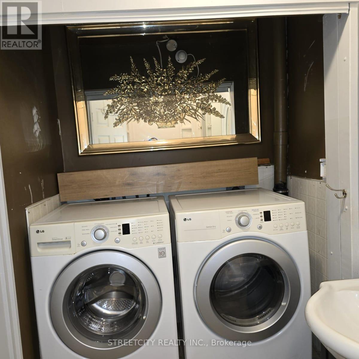 244 Vancouver Street, London East, Ontario  N5W 4R8 - Photo 12 - X12591278