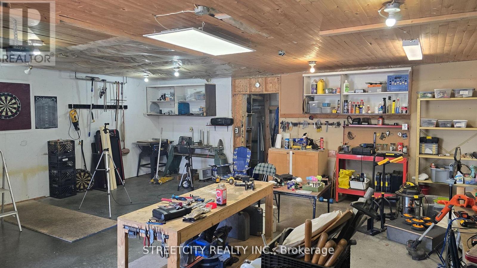 244 Vancouver Street, London East, Ontario  N5W 4R8 - Photo 3 - X12591278