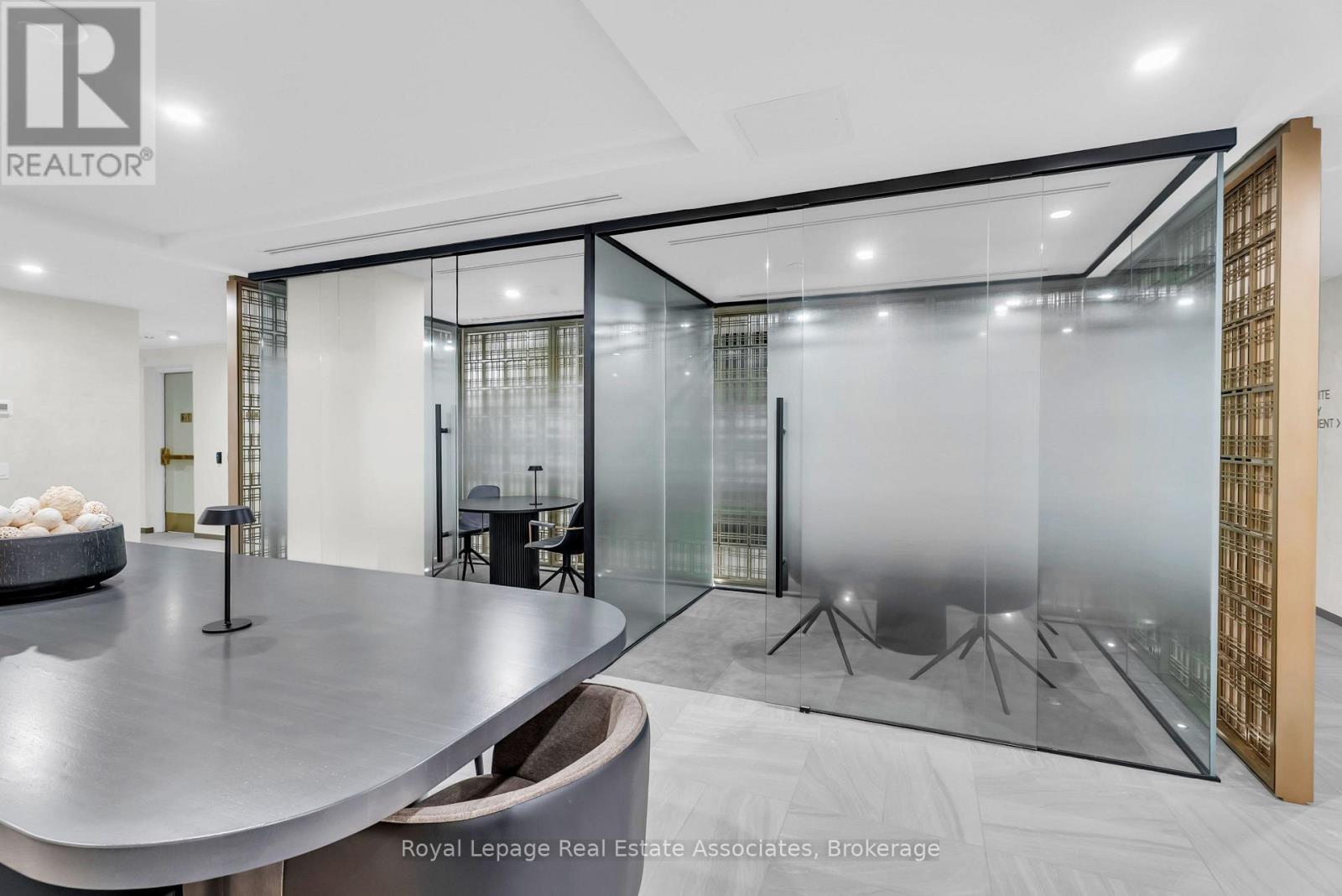 1212 - 93 Arthur Street S, Guelph, Ontario  N1E 0P5 - Photo 36 - X12591060