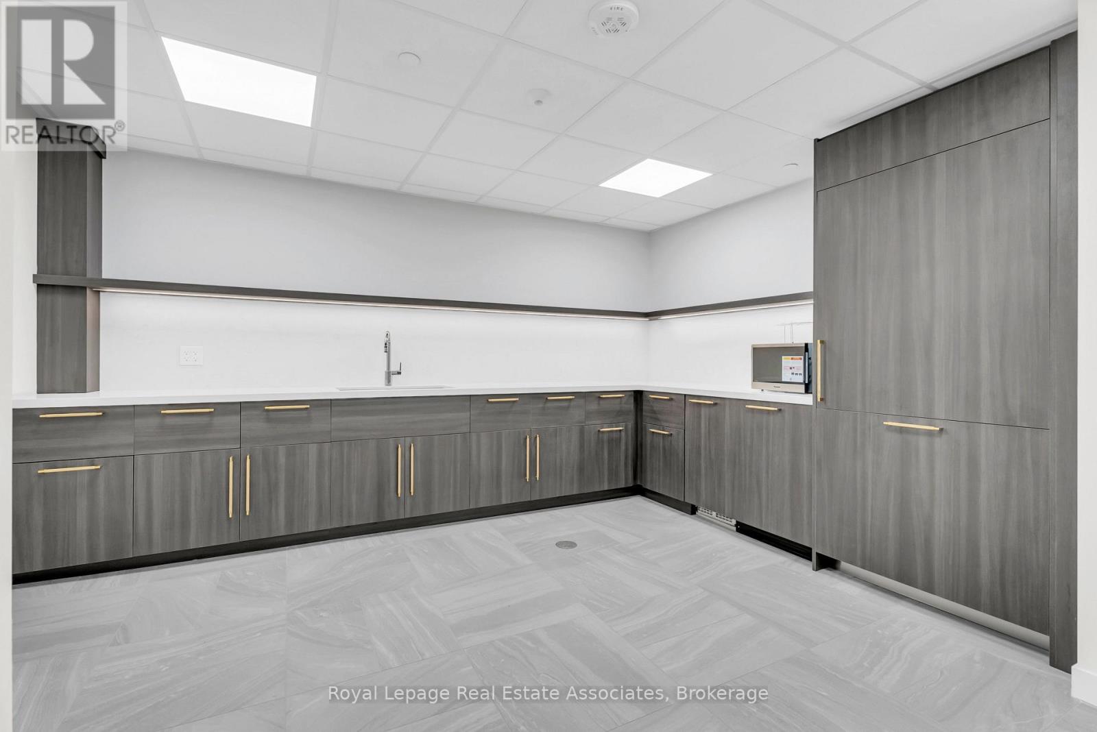 1212 - 93 Arthur Street S, Guelph, Ontario  N1E 0P5 - Photo 46 - X12591060