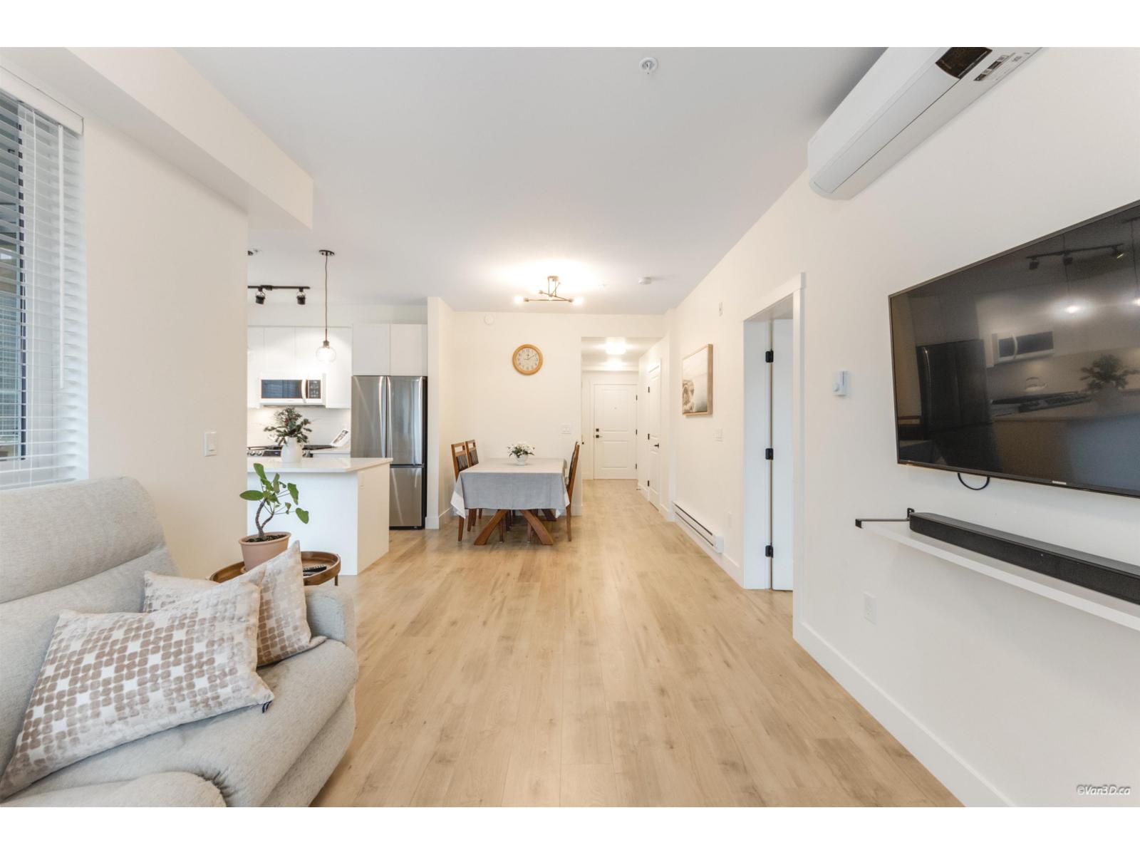 207 19935 75a Avenue, Langley, British Columbia  V2Y 4L6 - Photo 5 - R3071030