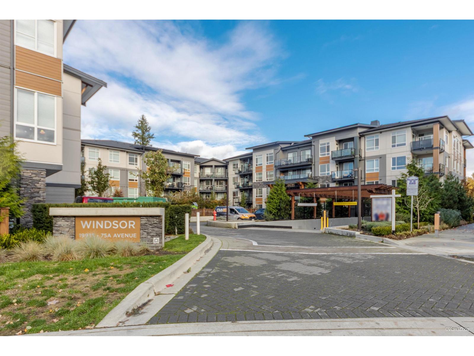 207 19935 75a Avenue, Langley, British Columbia  V2Y 4L6 - Photo 2 - R3071030