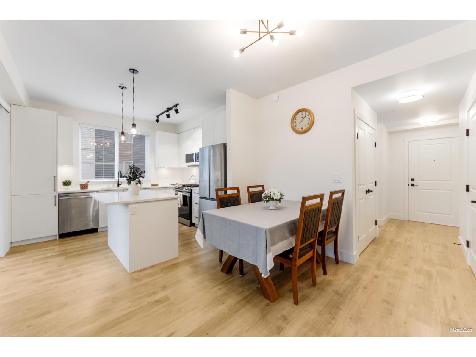 207 19935 75a Avenue, Langley, British Columbia  V2Y 4L6 - Photo 6 - R3071030