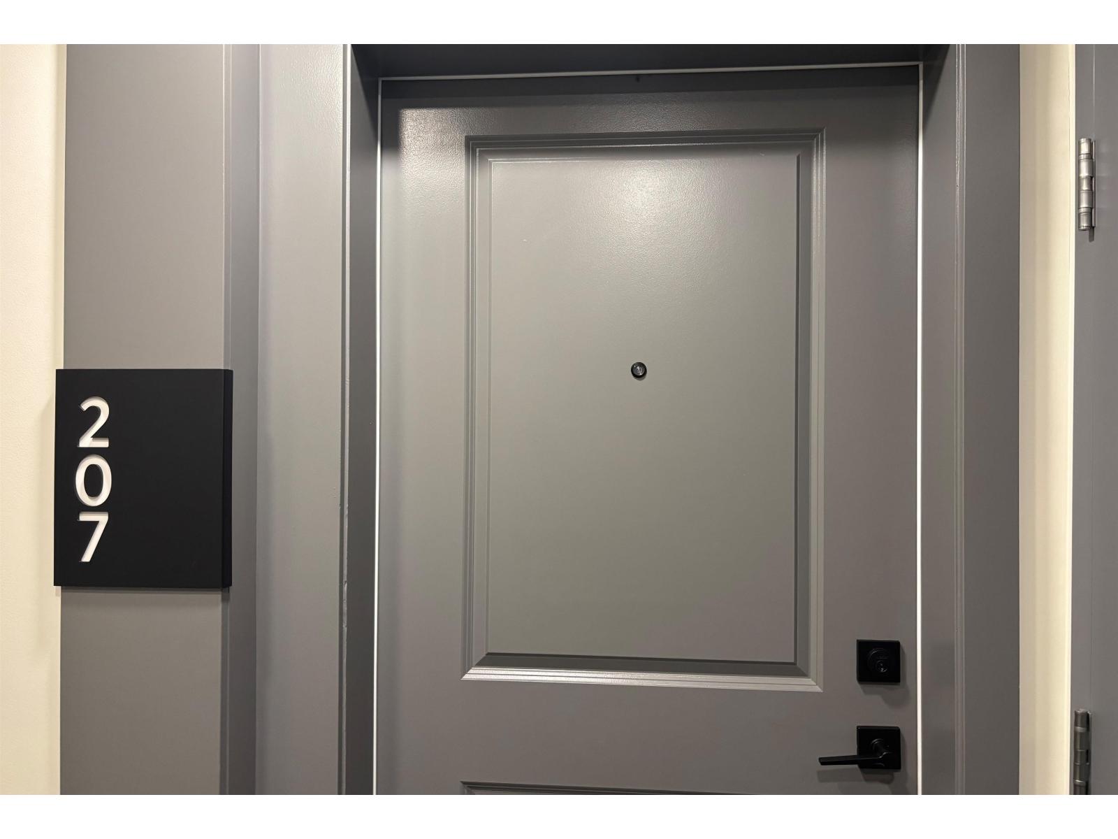 207 19935 75a Avenue, Langley, British Columbia  V2Y 4L6 - Photo 4 - R3071030