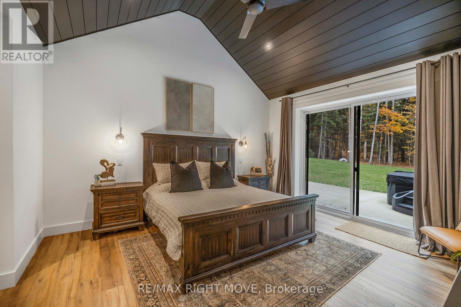 1025 Davis Drive, Gravenhurst, Ontario  P0E 1N0 - Photo 11 - X12591180