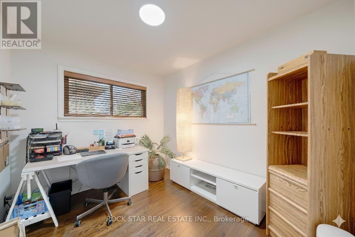 195 Bendamere Avenue, Hamilton, Ontario  L9C 1N6 - Photo 13 - X12591196